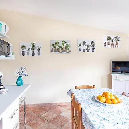 Su Tuvulu 1 * Кардеду